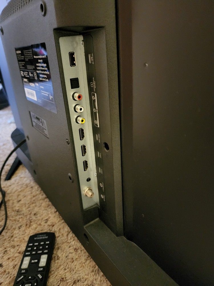 42" Insignia TV for Sale in Riverside, CA OfferUp