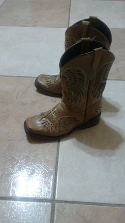 Girls cowboy boots