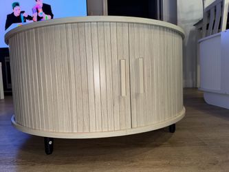 Round Fluted Wood Coffee Table with Storage