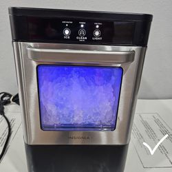 insignia nugget ice maker stainless steel countertop