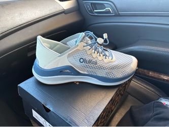 Men's 11.5 Olukai