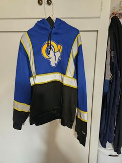 LA Rams hoodie and shirt