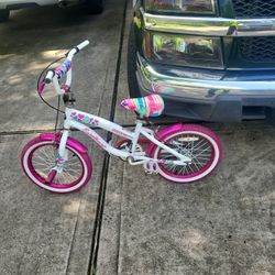 Bisicleta Para Niña DE Unos 6 años 