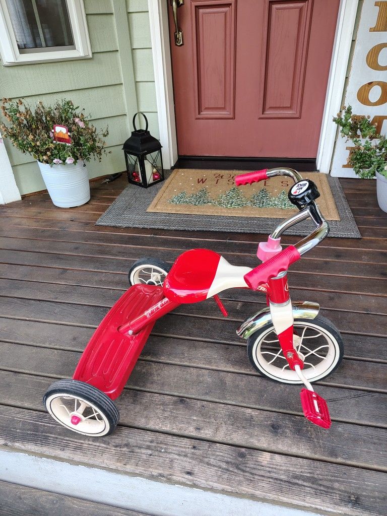 Cute Radio Flyer Tricycle