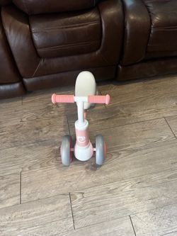 Toddler balance bike