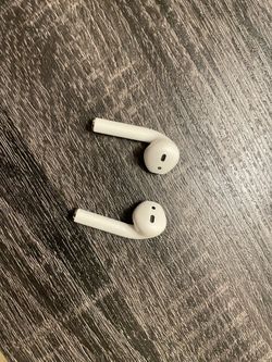 AirPods (2nd Gen)