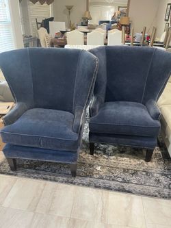 Leaving room chairs