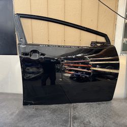 2023 2024 2025 TOYOTA PRIUS LE HYBRID RIGHT FRONT DOOR OEM USED 