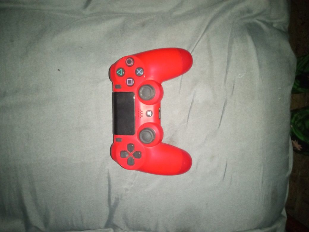 PLAYSTATION 4 CONTROLLER GOOD AS NEW