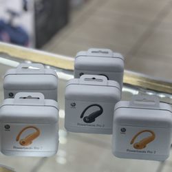 Brand New Original Powerbeats on Sale Pro 2 📱📷⌚️🔥on Sale 🔥📱📷⌚️