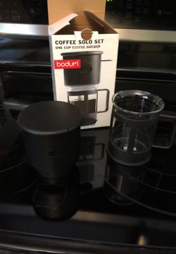 One Cup Coffee Brewer