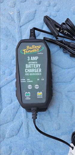 Battery tender automatic battery charger maintainer