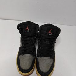 Black and Gray Canvas Denim Jeans Look Retro Jordan 1 High Sneakers In Size 6Y.