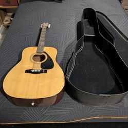 Yamaha Acoustic Guitar With Case