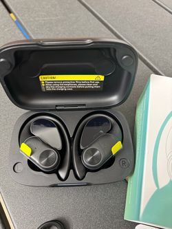 Brand new : wireless earbuds