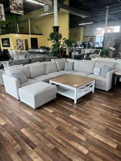Penelope 7Pc modular Sectional
