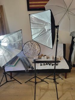 VBESTLIFE portable photography studio lighting and backdrop kit