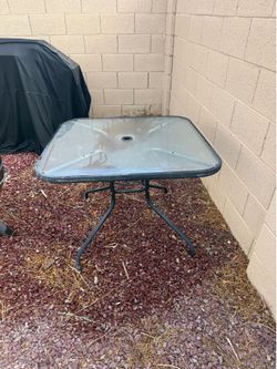 Outdoor table