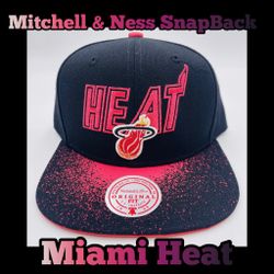 Miami Heat Hat Cap Snap Back Black Red Mitchell & Ness NBA New ! 