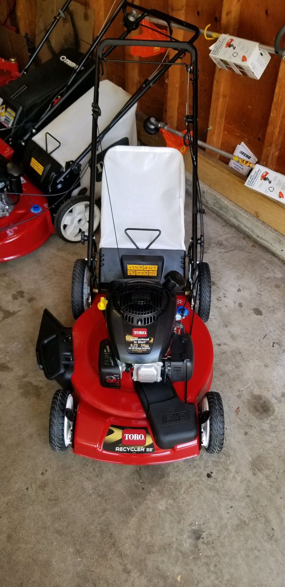 Toro 22” Recycler model 20378. Self propelled lawnmower. for Sale in