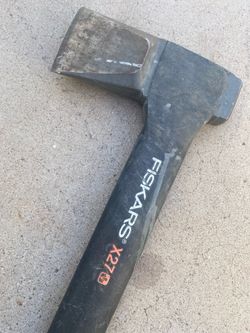 FISKARS X27 AXE