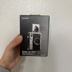 Instax Mini Evo 