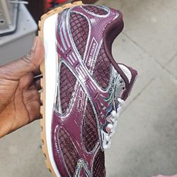 Bottaga Sneakers Size 11