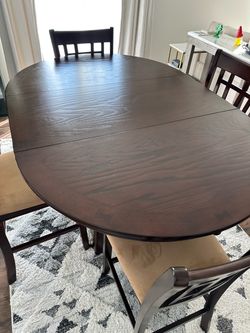 Counter Height Dining Table with 4 Chairs