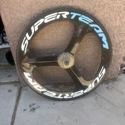 superteam   Carbon three Spoke Wheel
