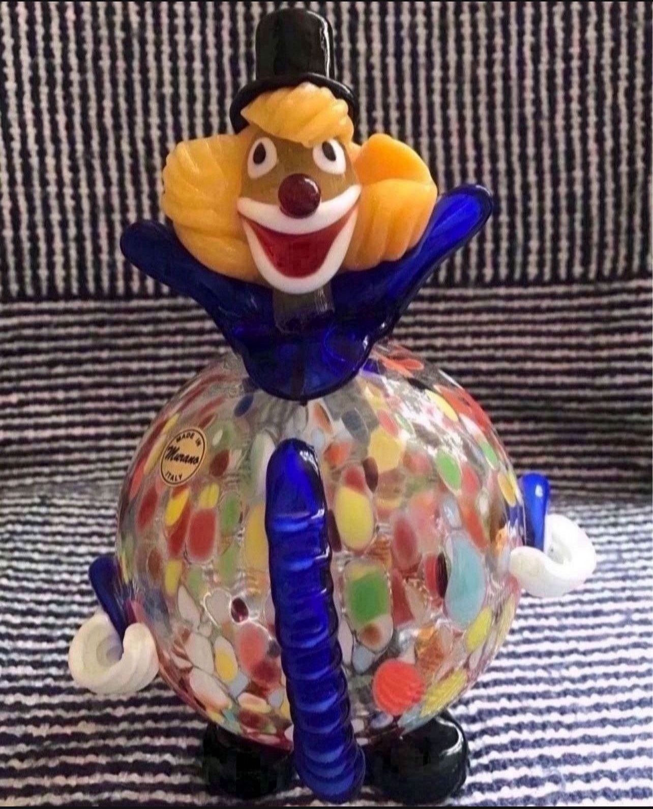 Authentic GlassOfVenice Murano Glass Clown - Round in mint condition