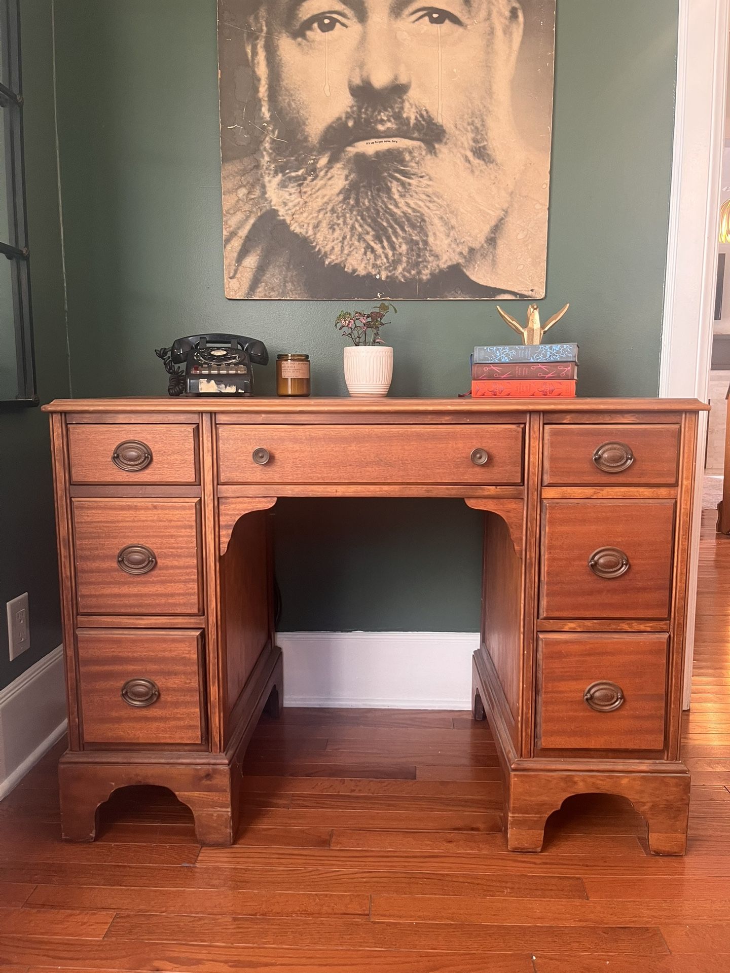 Super Cool Vintage Desk