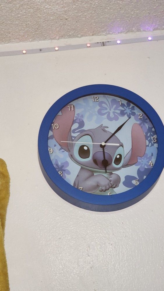 Stitch Clock/reloj 