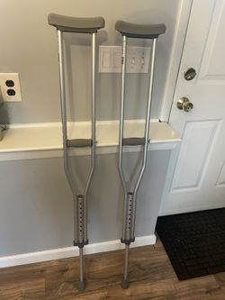 Adjustable Crutches