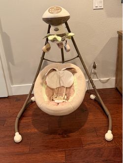 Fisher Price Sweet Snuggapuppy Dreams Cradle & Swing