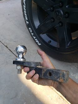 Tow hitch