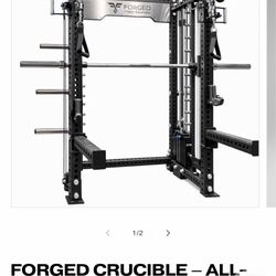 HOME GYM RACK SMITH  FORGED CRUCIBLE – ALL-IN-ONE STRENGTH TRAINING SYSTEM NEW IN BOX  2800$