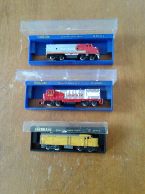 N Scale Train Engines And Accessories. 3 Engines