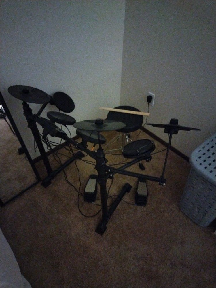 AODSK UAED-400 Drum kit