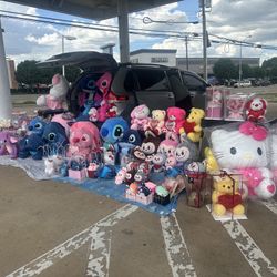 Stitch And Hello Kitty Plushies 
