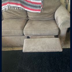 full sectionL with recliner