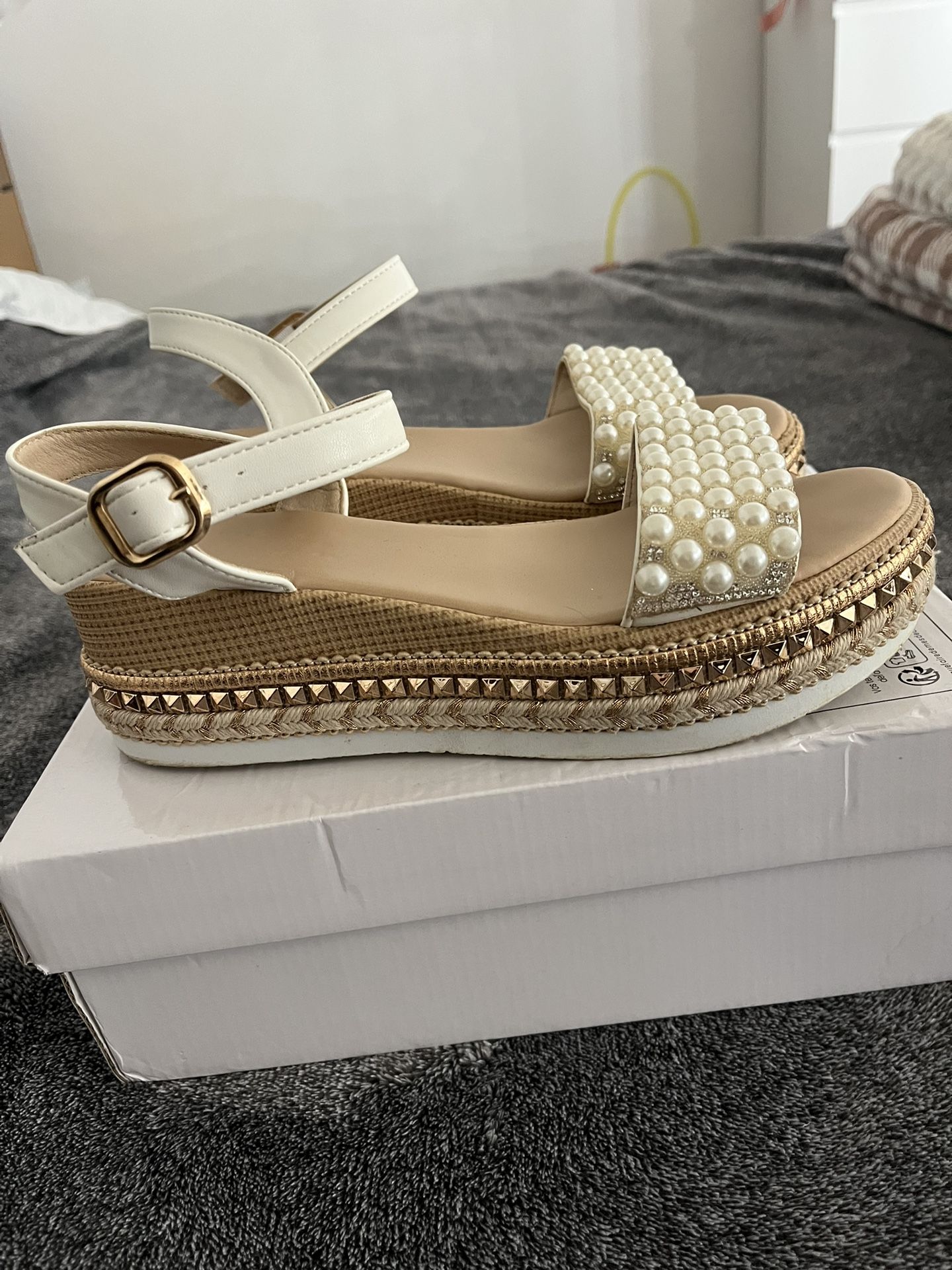 White/Pearl Wedges - Women Size 6.5