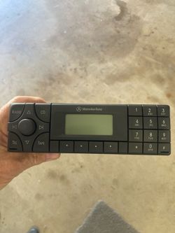 Mercedes-Benz radio