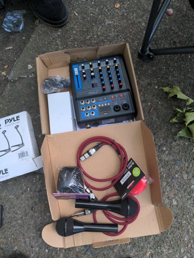 Pyle PMXU43BT 4-Channel Bluetooth Studio Mixer