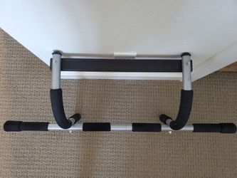 Iron Gym Pull Up Bar for doorway