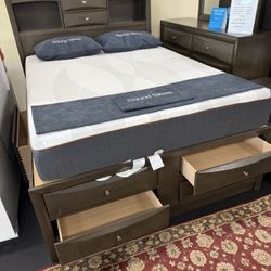 Queen Bed Room Set( Queen Bed Frame, Dresser, Mirror, 1 N/ Stand On Sale