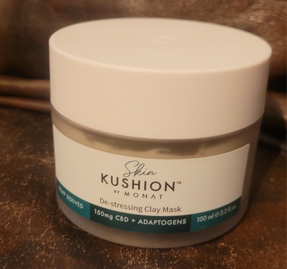 New Unopened Monat Skin Kushion De-stressing Clay Mask