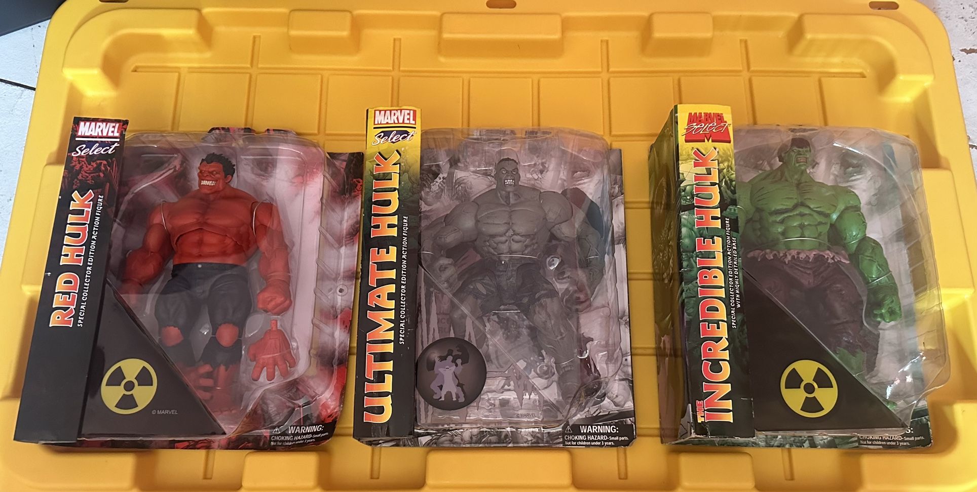 Diamond Select Hulks