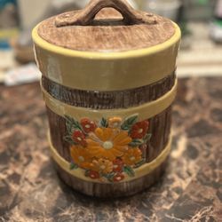 Vintage Canister/cookie Jar 