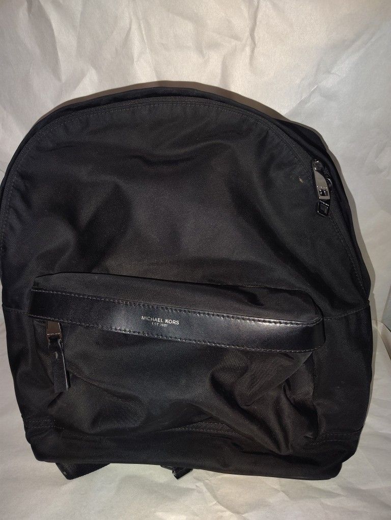 Michael Kors Kent 33F5LKNB2C-001 Nylon Large Men’s Backpack in Solid Black