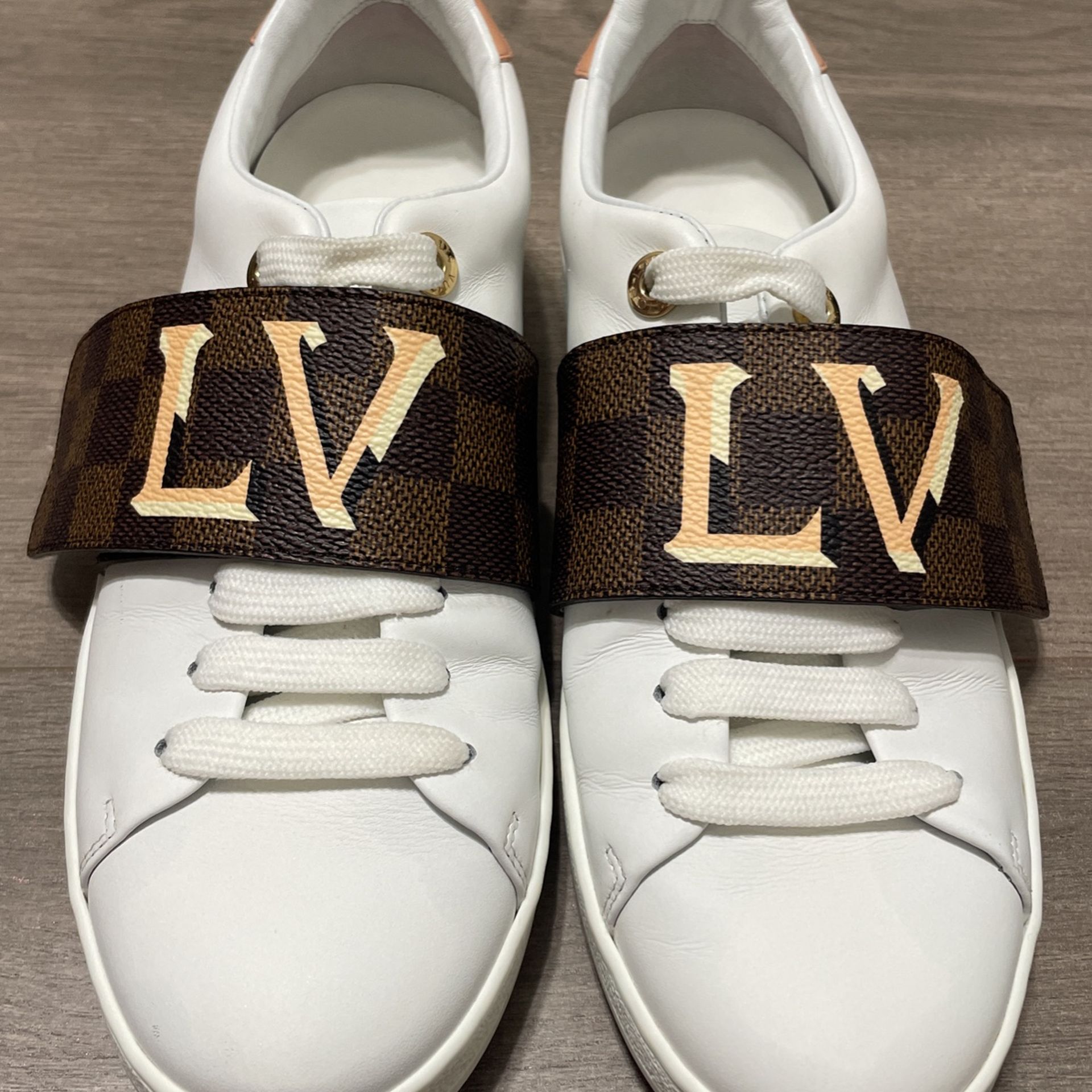 louis vuitton Time Out Sneaker for Sale in Boca Raton, FL - OfferUp